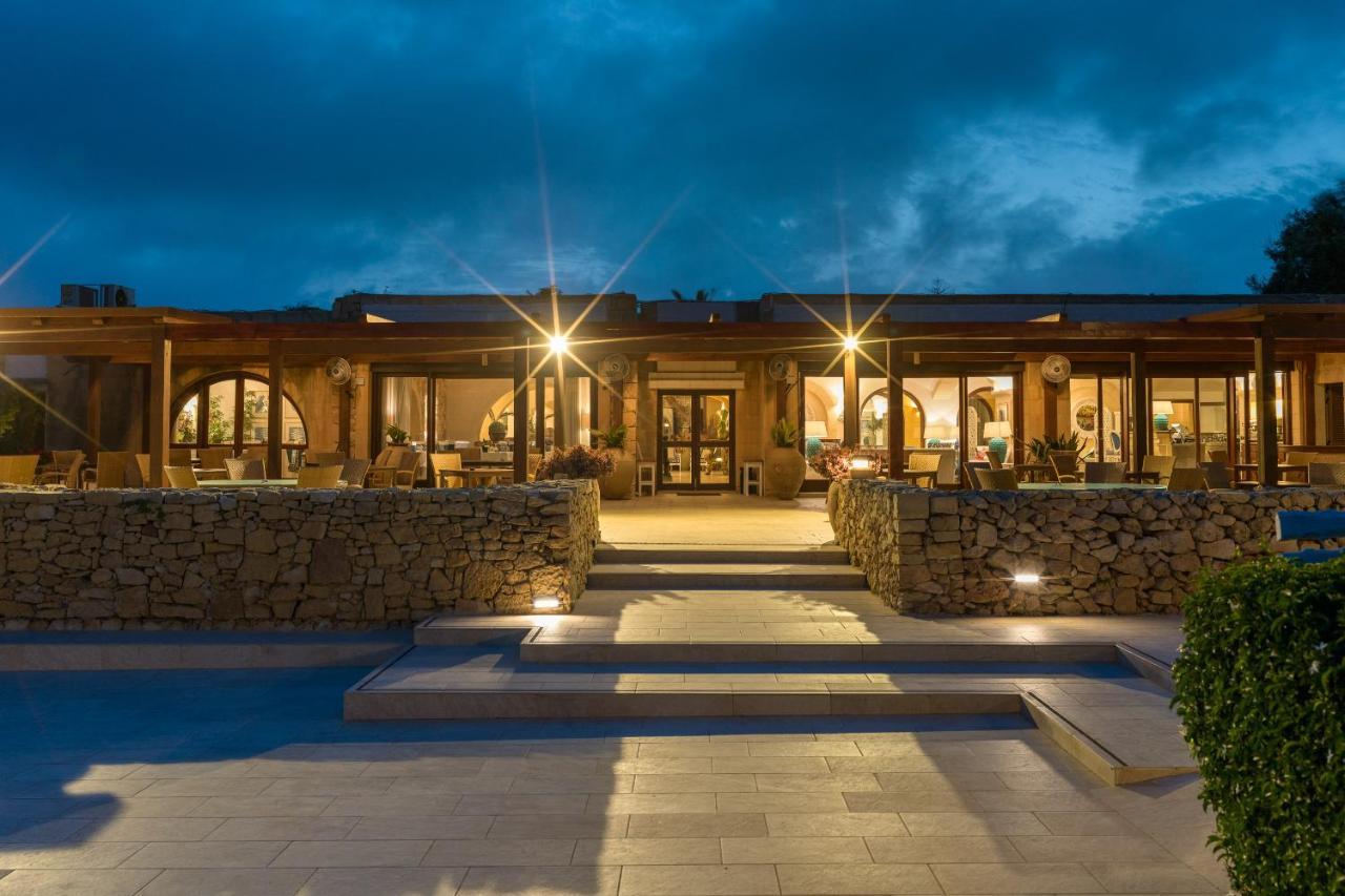 Hotel Ta' Cenc & Spa Sannat Exterior photo The hotel's main entrance