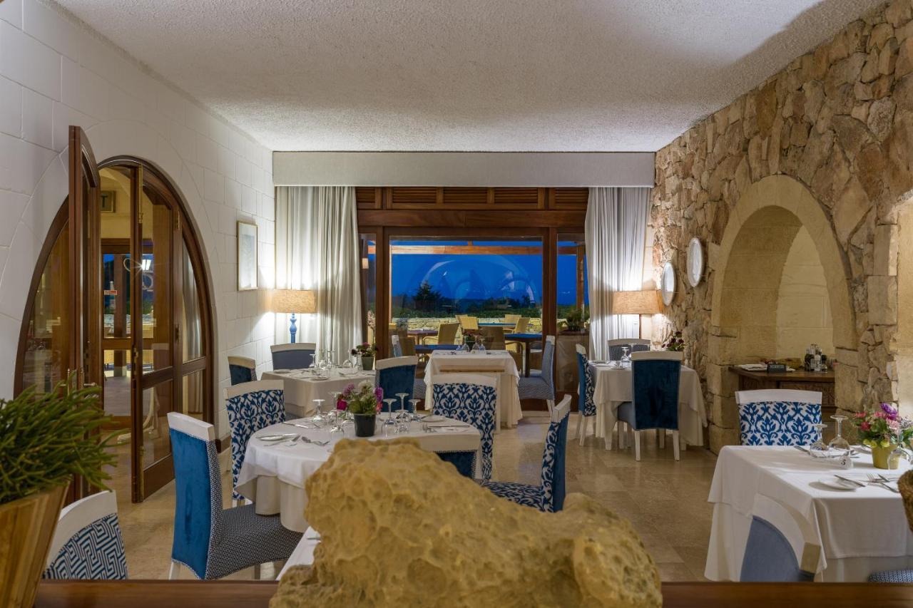 Hotel Ta' Cenc & Spa Sannat Exterior photo Restaurant